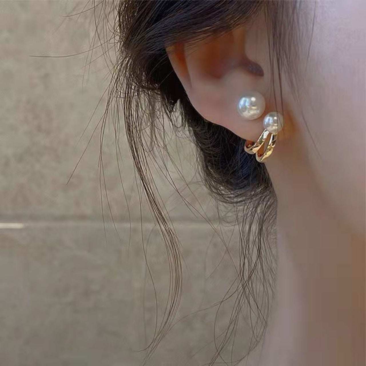 Boucles d'oreilles en perles de culture d'eau douce naturelles à porter de deux manières, design minimaliste pour femmes, style rétro français, accessoires d'oreilles à la personnalité unique