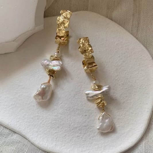 Mode européenne et américaine, perles baroques naturelles, design de niche, style froid et minimaliste, boucles d'oreilles tendance et cool, coréen