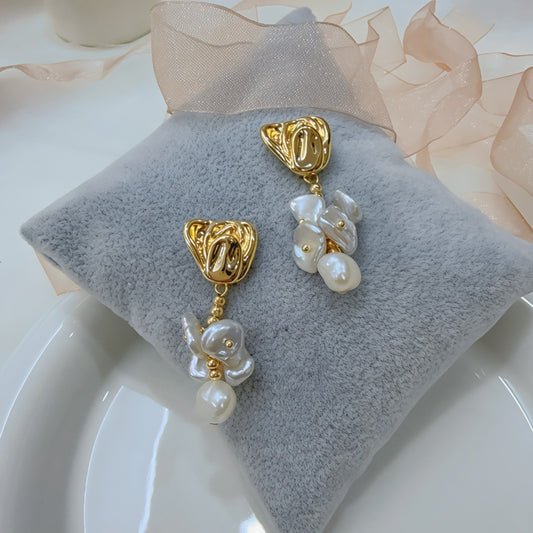 Nouveaux boucles d'oreilles en perles baroques irrégulières avec motifs floraux naturels, élégantes et longues en argent碎
