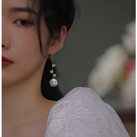 Boucles d'oreilles en perles naturelles de pétales de fleurs baroques à lumière forte en forme d'aliens, en or 14K, avec des franges longues et des crochets d'oreilles