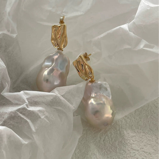 Boucles d'oreilles en perles baroques naturelles de forme irrégulière, style courtois rétro, nouvelles grandes boucles d'oreilles 2024, aiguille en argent, exagérées