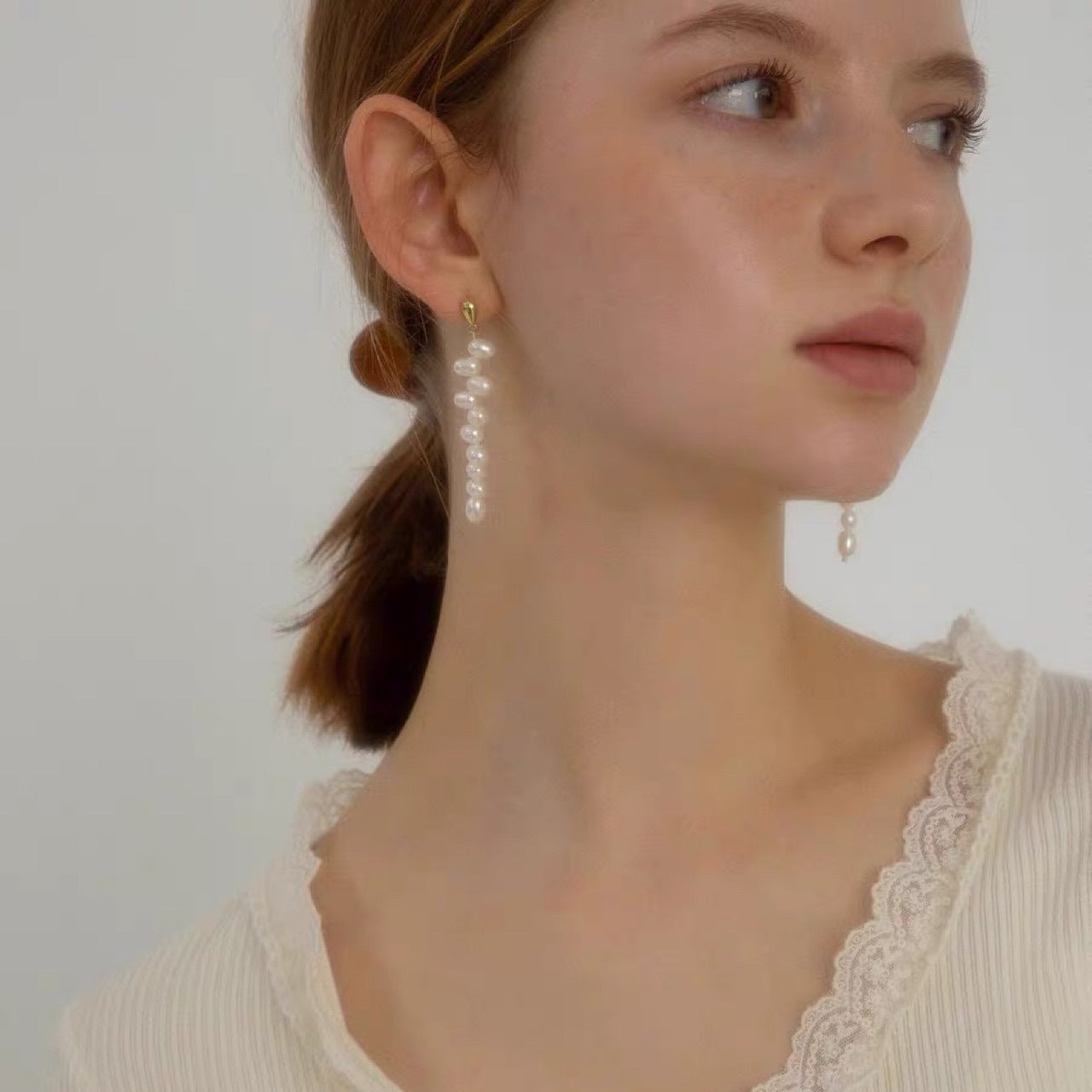 Boucles d'oreilles en perles d'eau douce naturelles, longues, en perles baroques irrégulières, style rétro, lignes minimalistes, clous d'oreilles avec aiguille en argent
