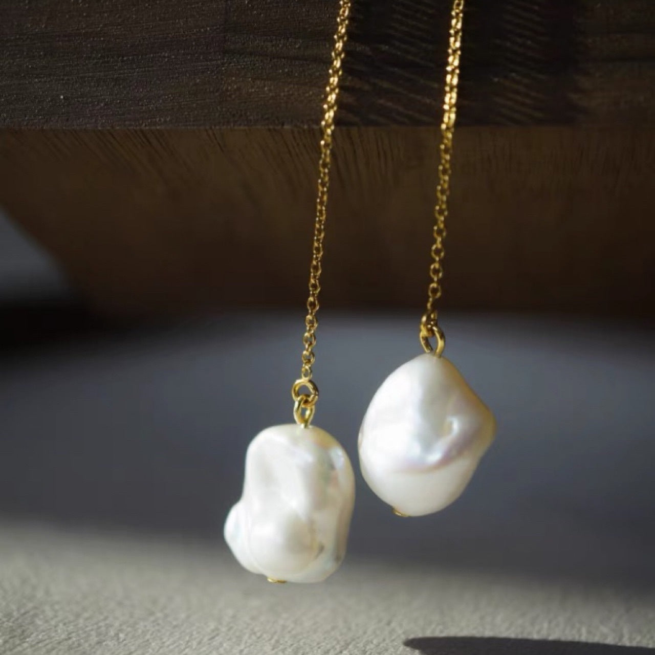 Boucles d'oreilles pendantes en perles baroques naturelles minimalistes, vintage français, irrégulières, longues, accessoires de mode asymétriques